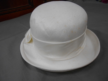 Clothing - LADIES WHITE WOVEN COTTON FABRIC HAT, Ladies Hat