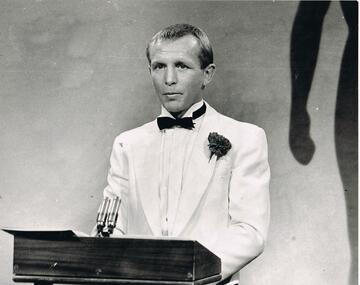 Photograph - BENDIGO ADVERTISER COLLECTION: SPORTS STAR AWARDS PRESENTATIONS