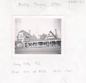 Photograph - LA TROBE UNIVERSITY BENDIGO COLLECTION: LONG GULLLY PRIMARY SCHOOL