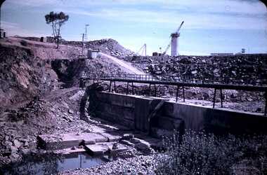 Slide - DAVID MCDONALD COLLECTION: EPPALOCK. CONSTRUCTION, c1960