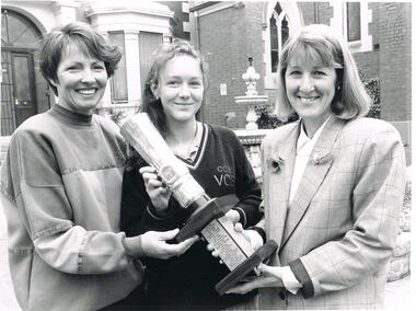 Photograph - BENDIGO ADVERTISER COLLECTION: SPORTS STAR AWARDS PRESENTATIONS, 9/11/93