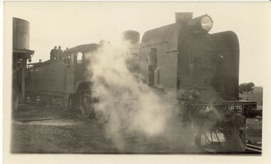Photograph - BILL ASHMAN COLLECTION: PHOTOGRAPH OF TRAIN