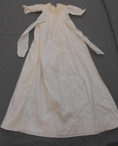 Clothing - WHITE COTTON INFANT'S NIGHTGOWN