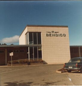 Photograph - GREATER BENDIGO PHOTO COLLECTION: RAILWAY STATION, 1960-1970's
