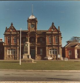 Photograph - GREATER BENDIGO PHOTO COLLECTION: EAGLEHAWK TOWN HALL