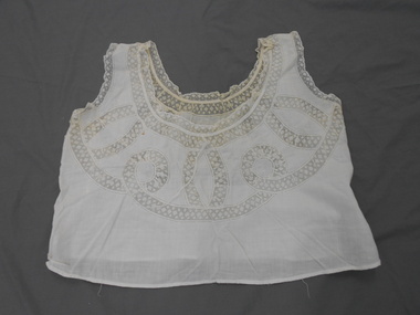 Clothing - FINE COTTON AND LACE ROUND NECK CAMISOLE.- A BEAUTIFUL GARMENT, Late 1800's - early 1900'