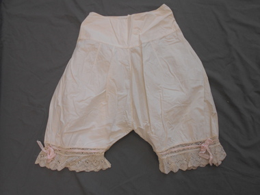 Clothing - WHITE COTTON LACE TRIMMED DRAWERS, 1890's - 1900