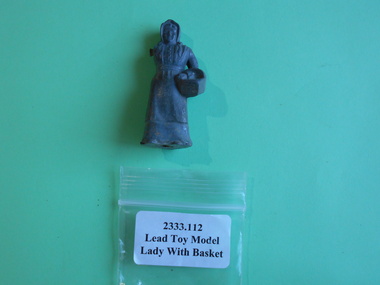 Leisure object - QC BINKS COLLECTION: LEAD TOY MODEL LADY WITH BASKET