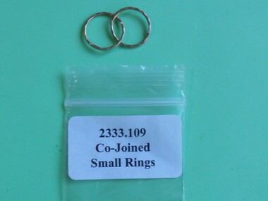 Accessory - QC BINKS COLLECTION: CO JOINED SMALL RINGS
