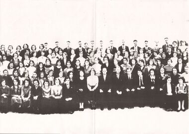 Photograph - LONG GULLY HISTORY GROUP COLLECTION: HANRO MILLS STAFF & EMPLOYEES