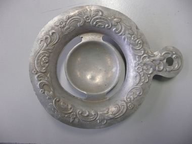 Domestic Object - EGG SEPARATOR