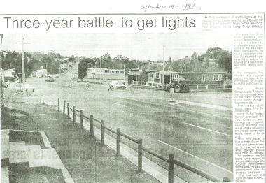 Newspaper - LONG GULLY HISTORY GROUP COLLECTION: THREE-YEAR BATTLE TO GET LIGHTS