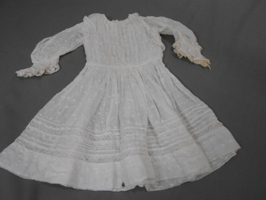 Clothing - INFANT'S WHITE SPOTTED MUSLIN WAISTED DRESS, 1880-1900