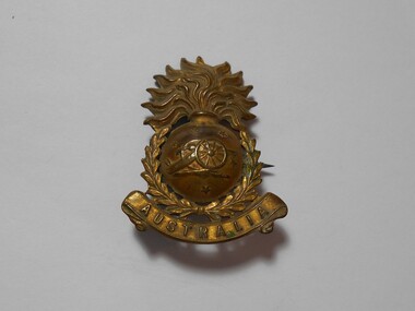 Accessory - BADGE COLLECTION: ARTILLERY COLLAR BADGE, 1901-1912