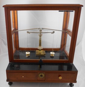 Tool - OERTLING SCALES IN GLASS CASE, 1898
