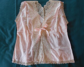 Clothing - FAVALORO COLLECTION: WOMAN'S PINK SLEEVELESS BED JACKET, 1950's