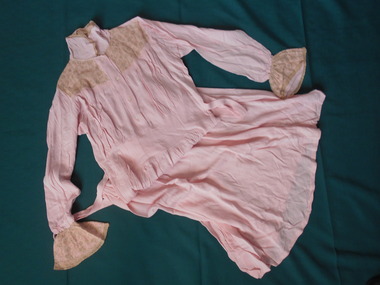 Clothing - FAVALORO COLLECTION: WOMAN'S PINK FULL LENGTH NIGHTIE, 1950's