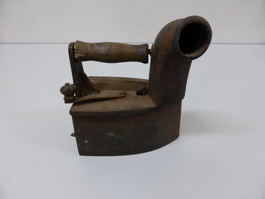 Domestic Object - BOX/COAL IRON