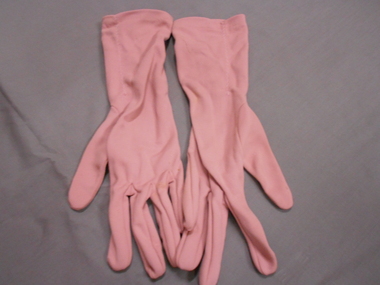 Clothing - AILEEN AND JOHN ELLISON COLLECTION: LADIES PINK NYLON GLOVES -''BRACELET'' LENGTH