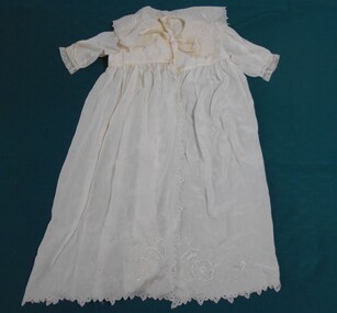 Clothing - INFANTS CREAM COLOURED SILK COAT