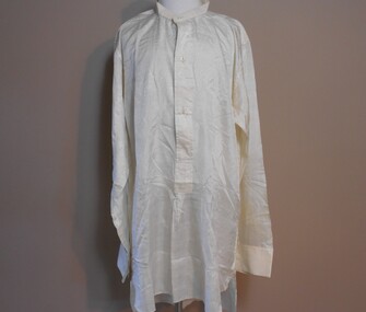 Clothing - MEN'S CREAM COLOURED LONG SLEEVED SILK SHIRT
