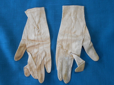Clothing - WOMAN'S YELLOW LEATHER GLOVES