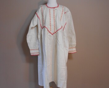 Clothing - WOMEN'S CREAM COLOURED LONG SLEEVED LINEN NIGHTGOWN