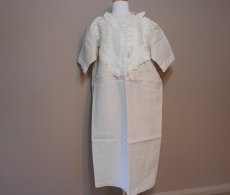 Clothing - WOMEN'S CREAM COLOURED SHORT SLEEVED LINEN NIGHTGOWN