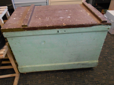 Container - PITTOCK COLLECTION: COACH BUILDERS WOODEN TOOL BOX