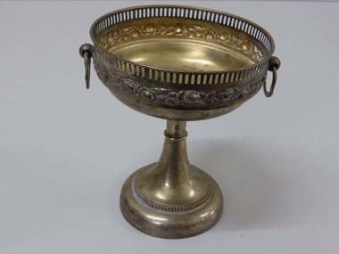 Domestic Object - SMALL EPNS PEDESTAL COMPORT