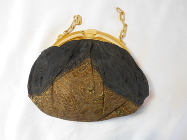 Textile - ACCESSORIES COLLECTION: LADIES BROWN FABRIC HANDBAG, 1900s     Edwardian
