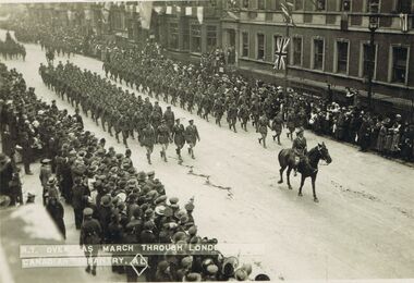 Postcard - ACC LOCK COLLECTION: OVERSEAS MARCH THROUGH LONDON, CANADIAN INFANTRY, POSTCARD, 1914-1918