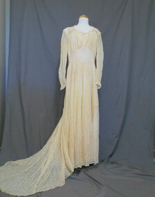 Clothing - AILEEN AND JOHN ELLISON COLLECTION: IVORY CORDED LACE WEDDING GOWN, 24 September 1949