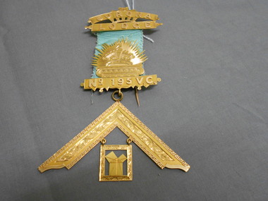 Medal - JOHN FREDERICK HARPER COLLECTION: CORONA LODGE MEDALLION