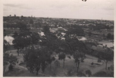 Photograph - GEORGE BOSOMWORTH COLLECTION: THE SWIMMING POOL BENDIGO