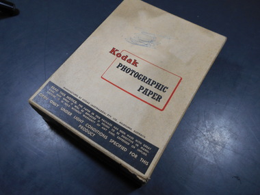Film - DONEY COLLECTION: KODAK PHOTOGRAPHIC PAPERS BOX ENCLOSING NEGATIVE PAPERS