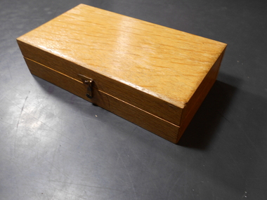 Tool - DONEY COLLECTION: COMPLETE SET OF WEIGHTS AND TWEEZERS IN OAK BOX