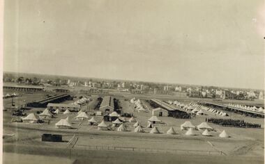 Postcard - ACC LOCK COLLECTION: B&W PHOTO OF AN ARMY CAMP, POSTCARD, 1914-1918