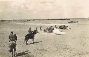 Postcard - ACC LOCK COLLECTION: B&W PHOTO OF GUNS FIRING OBSERVED BY TWO MOUNTED SOLDIERS, POSTCARD, 1914-1918
