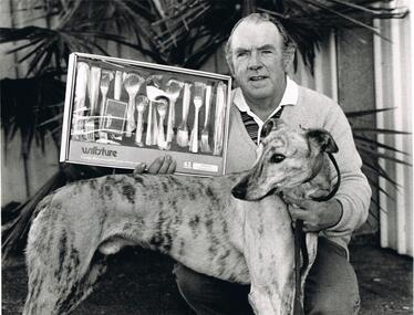 Photograph - PHOTOGRAPH OF THE FASTEST TIME IN QUALIFYING FOR BOX DRAW