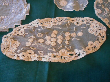 Textile - MAGGIE BARBER COLLECTION: NET AND LACE OVAL DOYLEY, Early1900-;late 1800's