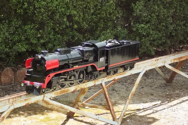 Photograph - David Bernoth Rail Photographs - R Class Model, March 2012