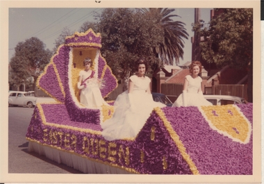 Photograph - SANDHURST BOYS CENTRE COLLECTION: EASTER QUEEN FLOAT 1964