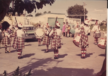Photograph - SANDHURST BOYS CENTRE COLLECTION: LADIES HIGHLAND PIPE BAND