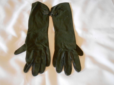 Clothing - MAGGIE BARBER COLLECTION: OLIVE GREEN LEATHER TRIMMED GLOVES, 1920-1930'S