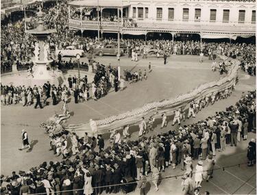 Photograph - BENDIGO EASTER PARADE, Mid 20 Century