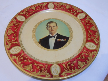 Memorabilia - CORONATION PLATE 1953 PRINCE PHILLIP