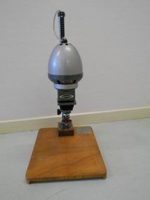 Tool - DONEY COLLECTION: DUPONT UNIPRINT 37 PHOTOGRAPHIC ENLARGER