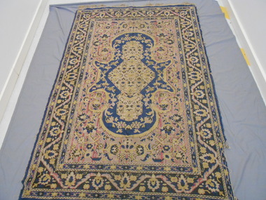 Textile - FORTUNA COLLECTION: RUG USED IN FORTUNA VILLA