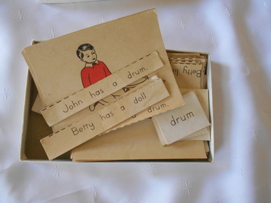 Document - BENDIGO NORTH PRIMARY SCHOOL COLLECTION: JOHN AND BETTY SENTENCE MATCHING CARDS